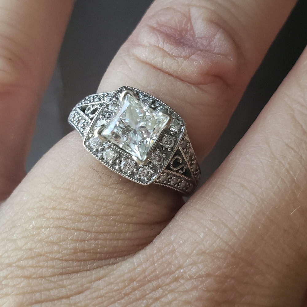 1.57 ctw GIA certified White Gold Diamond wedding set
